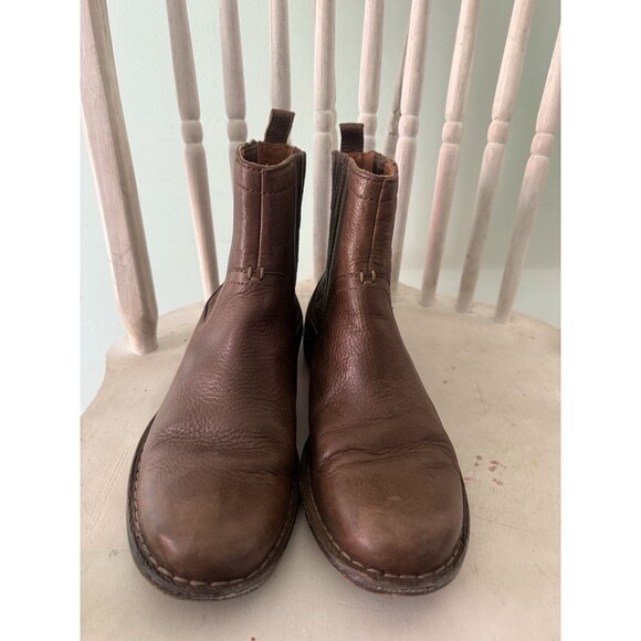 UGG Leather Chelsea 5633 Boots Men Size 10 Brushed Brown Pull On - Picture 2 of 7